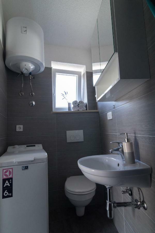 Studio Apartment Matoni พอสติรา ภายนอก รูปภาพ